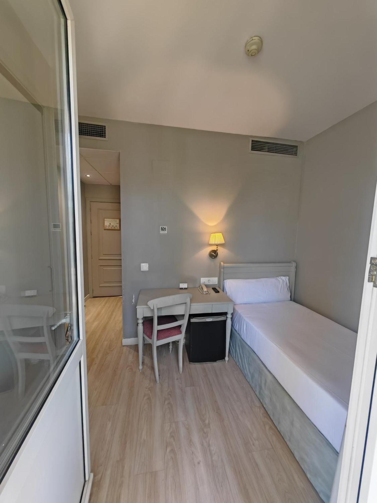 Hotel Pax 3*