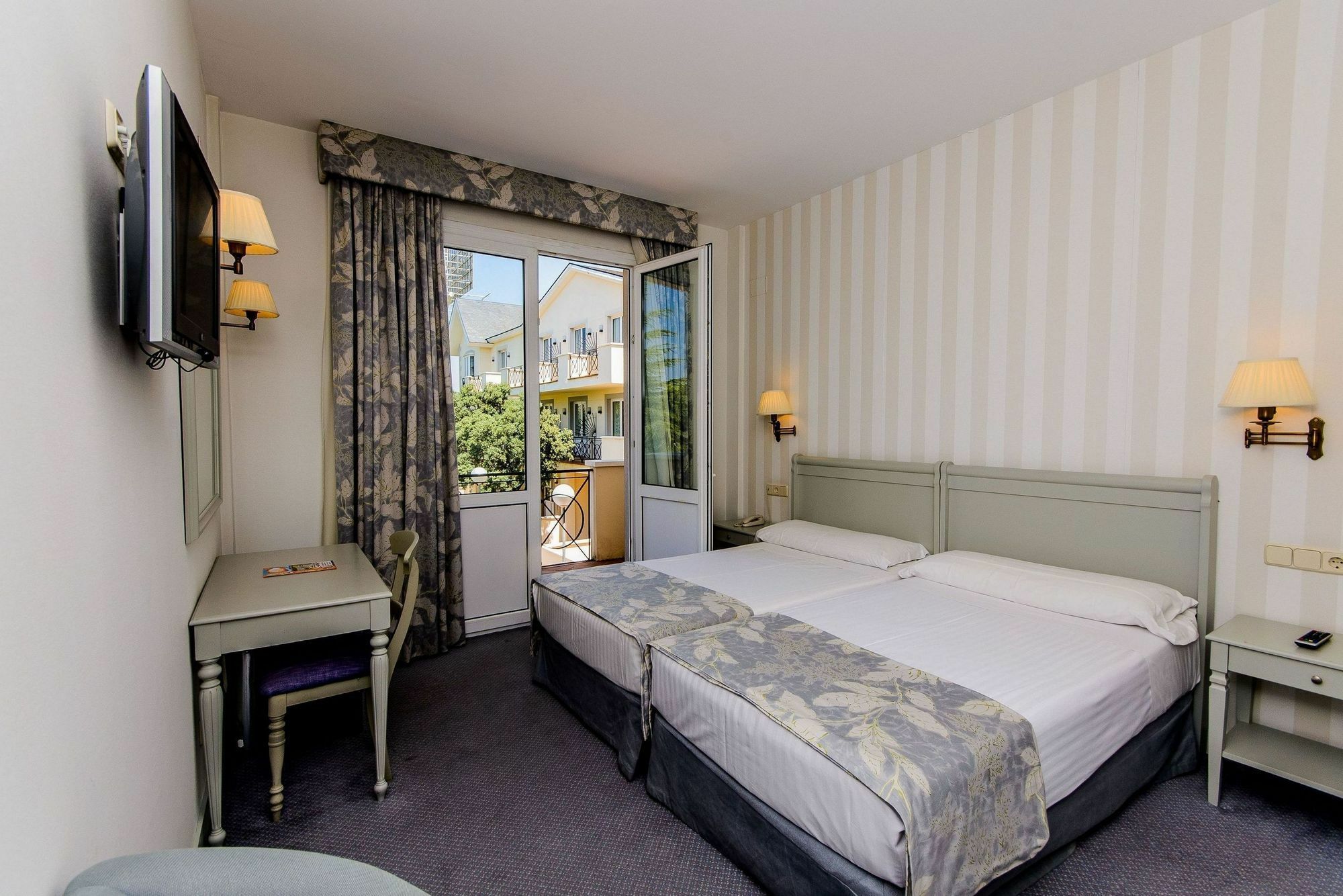 Hotel Pax 3*